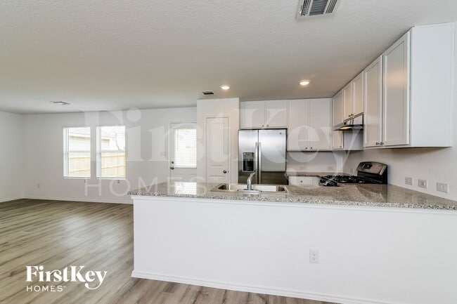 Photo - 10211 Devon Wheel St