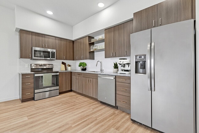 Photo - The Hixon at Westside Yard