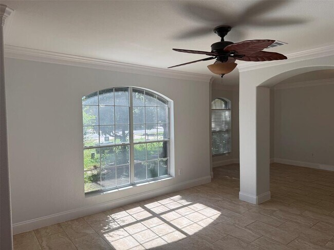 Photo - 1524 Lorson Loop