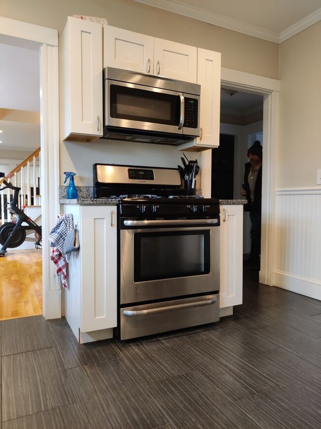 Photo - Large Recently Renovated Unit, Free Laundry, Parking Included, Stainless Steel Appliances