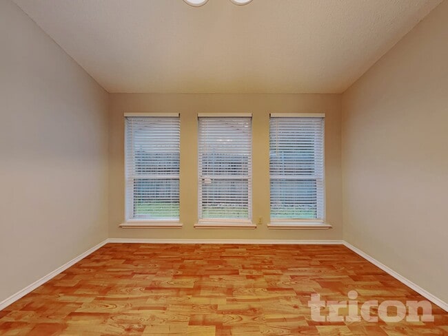 Photo - 202 Cutting Horse Ln