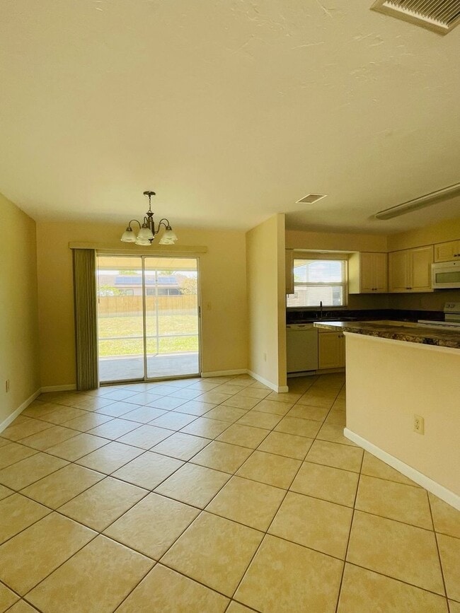 Photo - PORT CHARLOTTE ANNUAL RENTAL