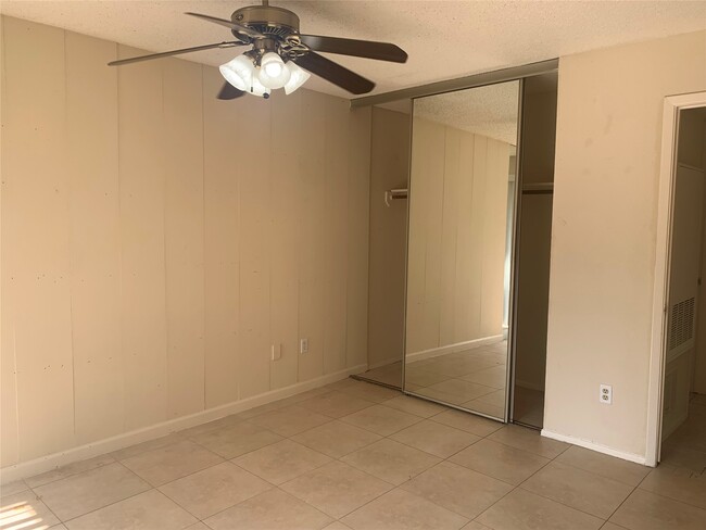 Photo - 2710 Grants Lake Blvd Unit 2