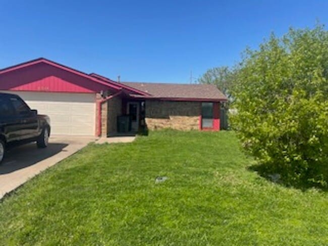 Building Photo - 6049 SW Atterbury Dr