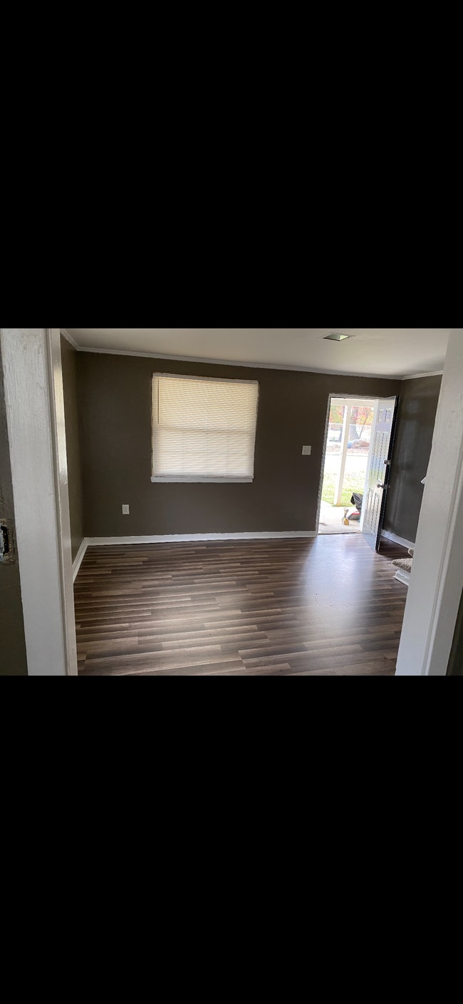 Photo - Hillsboro Unit 4951