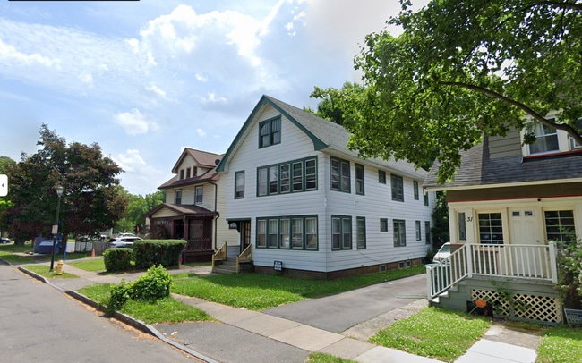 Building Photo - 25 Rosalind St Unit Up