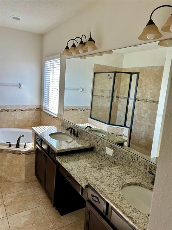 Photo - 8818 Tropical Palm Dr