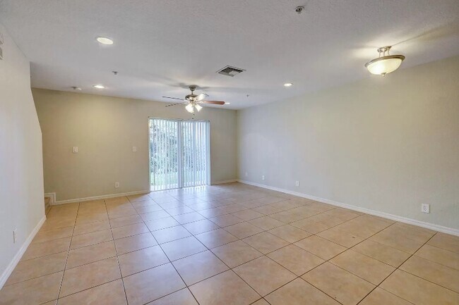 Photo - 5273 SE Jennings Ln