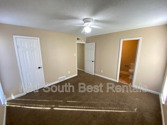 Photo - 3933 Schoolfield Rd