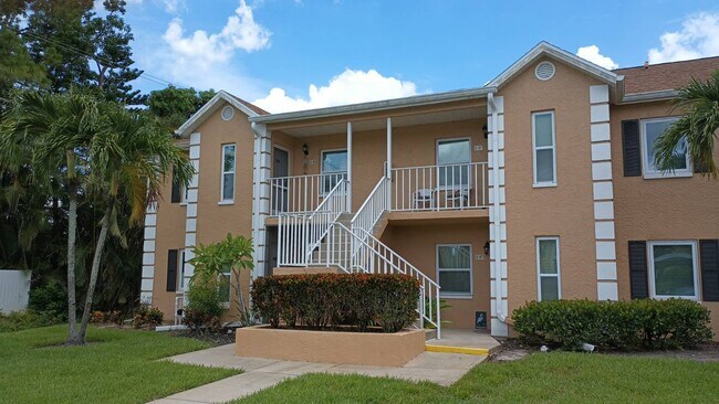 Photo - 1950 W Crown Pointe Blvd Unit B 208