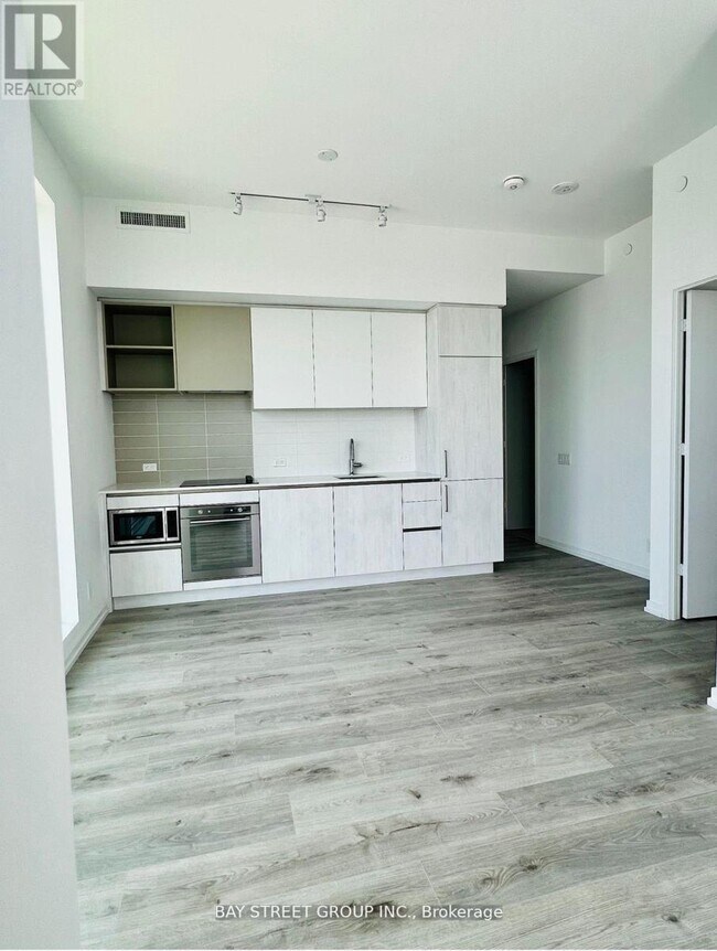 Photo - 7890 Jane St Unit 1702