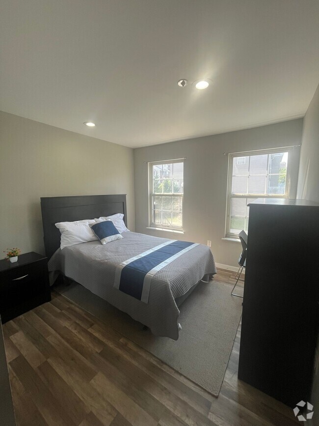 Building Photo - 216 Matthews Drive Rental