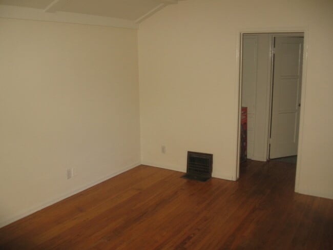 Photo - Laurel RCLA RUBS Unit 4526