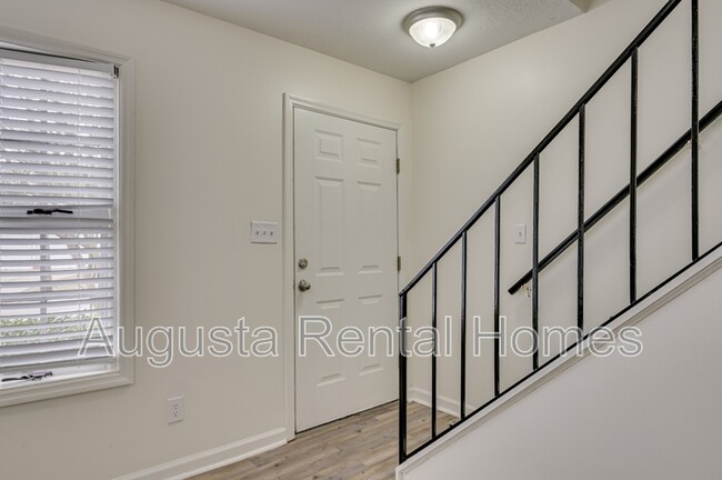 Photo - 1402 Arsenal Ave