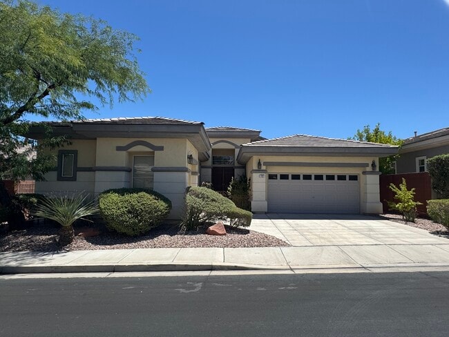 Building Photo - 712 Pinnacle Heights Ln