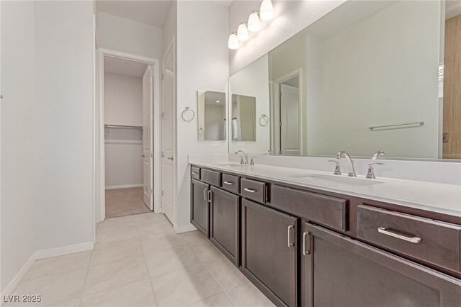 Photo - 298 Nine Mile Creek Dr