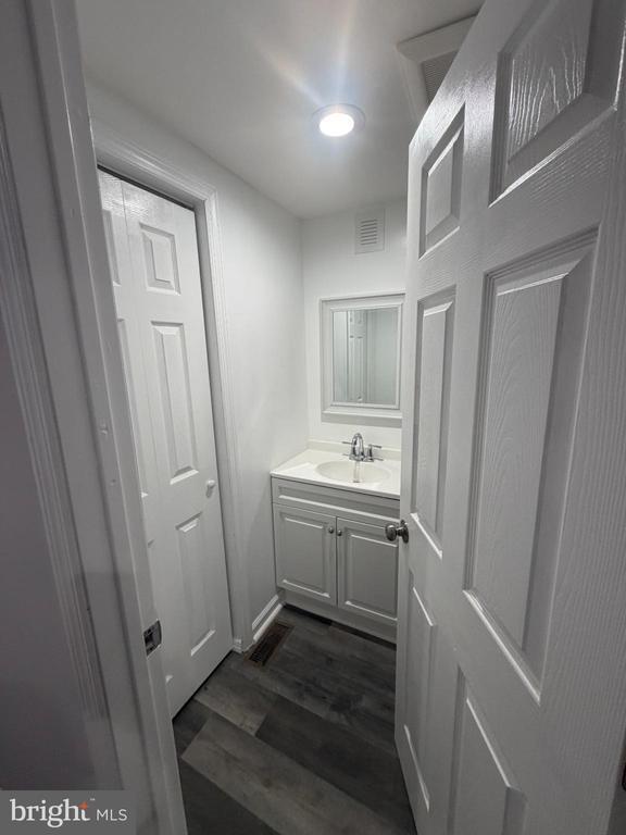 Photo - 6 Seward Ave