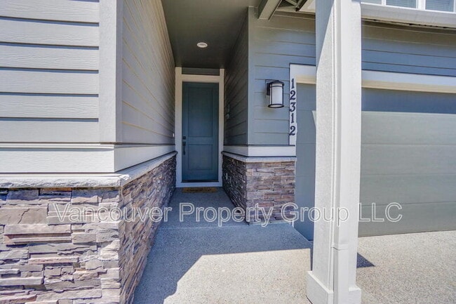 Photo - 12312 NE 113th Cir