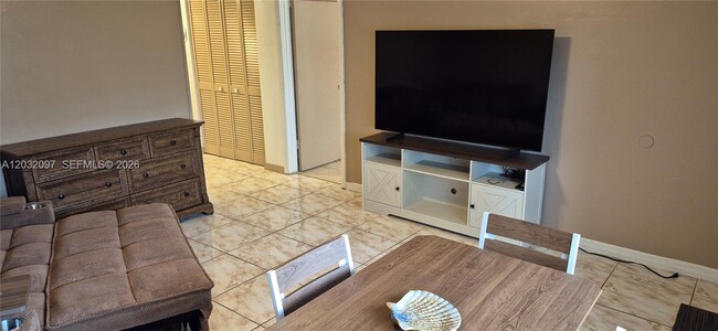 Photo - 5510 SW 38th St Unit 5510