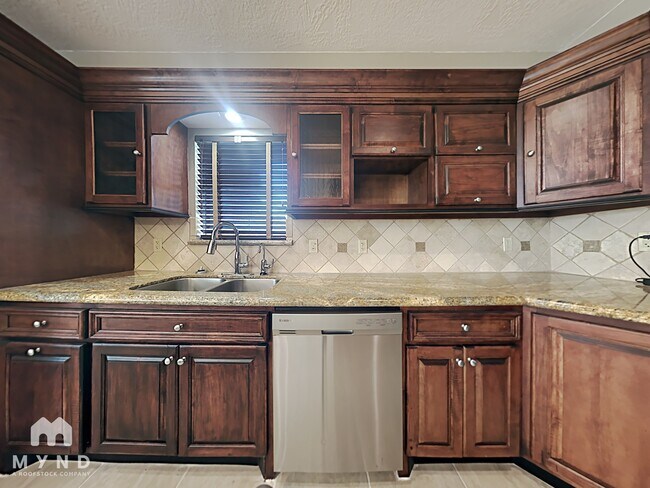 Photo - 3219 Glen Spring Dr