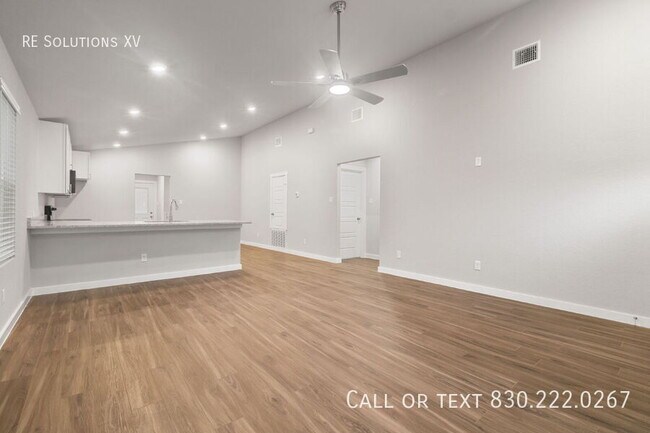 Photo - 5410 Ergill Ln