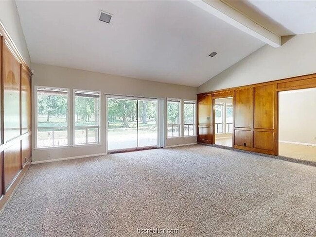 Photo - 2702 Apple Creek Cir