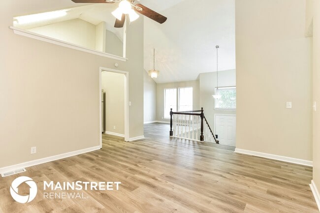 Photo - 904 Conway Ln