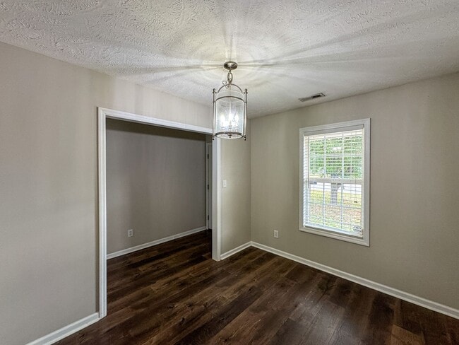 Photo - Charming 3 Bed 2 Bath Spring Lake Home wit...