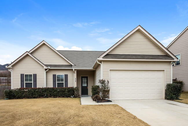 Building Photo - 392 Pinnacle Dr.