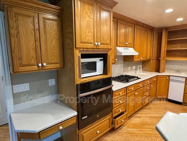 Photo - 1673 Webb Wy