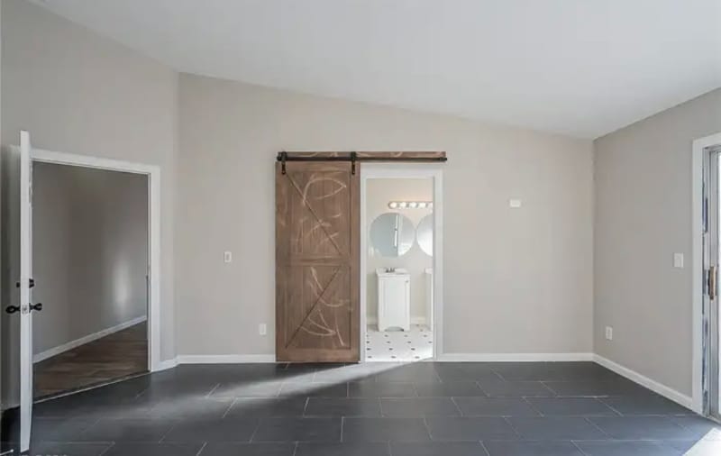 Photo - 2033 Riderwood Ave