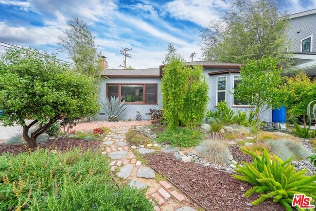 Photo - 10724 Garfield Ave House