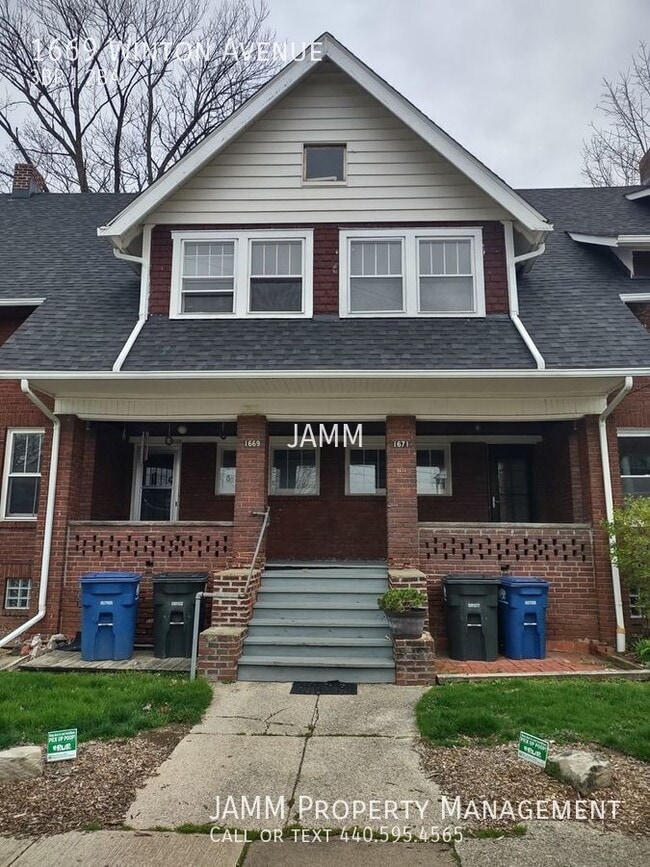 Photo - 1669 Winton Ave Casa