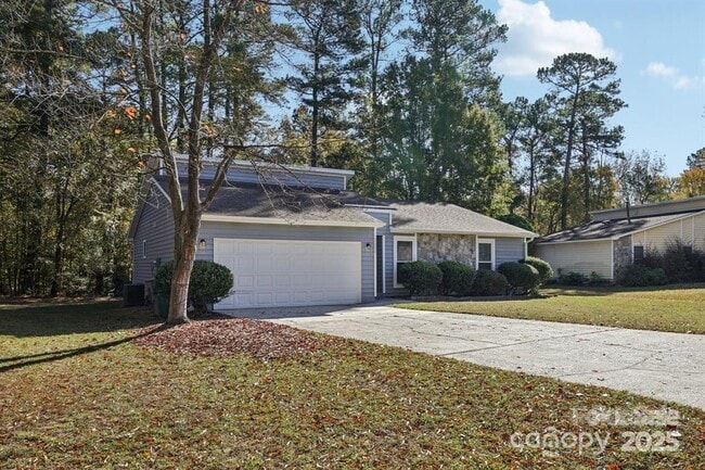 Photo - 7030 Huntsmaster Dr