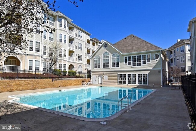 Building Photo - 4551 Strutfield Ln Unit 4213 Rental