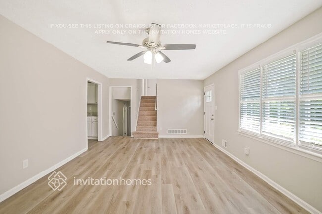 Photo - 444 Mephisto Cir