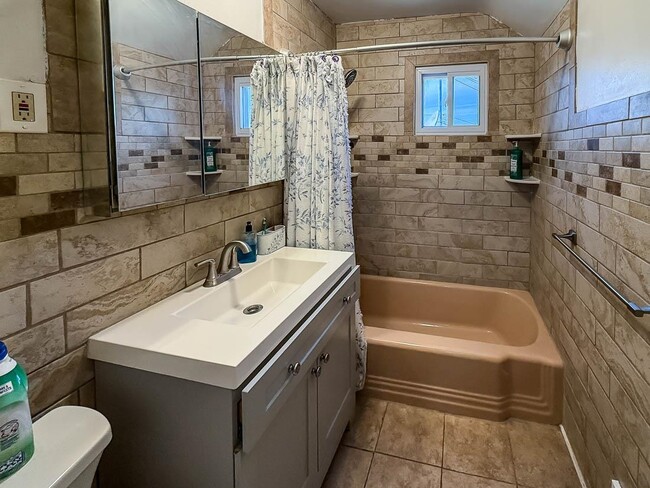 Photo - 8 West Side Ave Unit 2