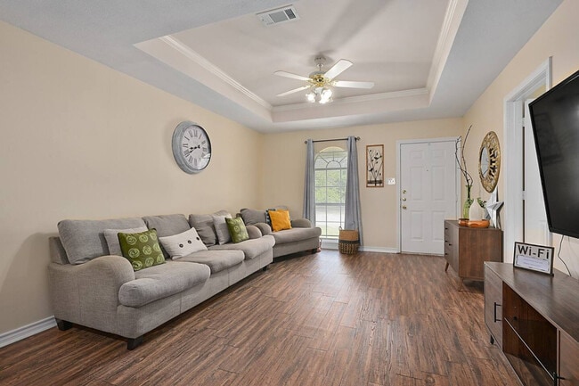 Photo - 2015 Colgate Dr Unit ID1328066P