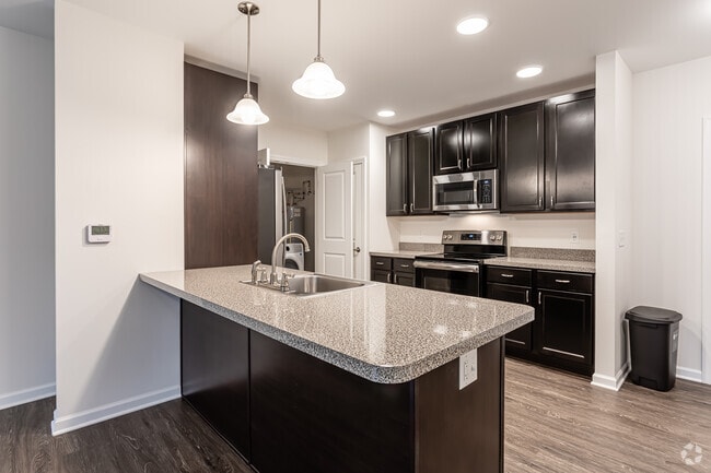 Kitchen - Pleasant Valley Apartments