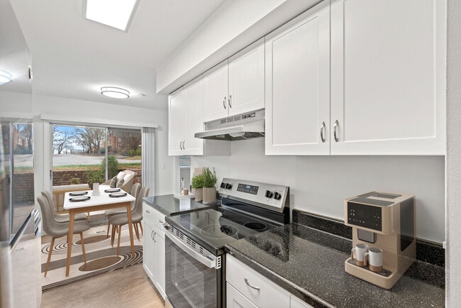 Building Photo - Williamsburg