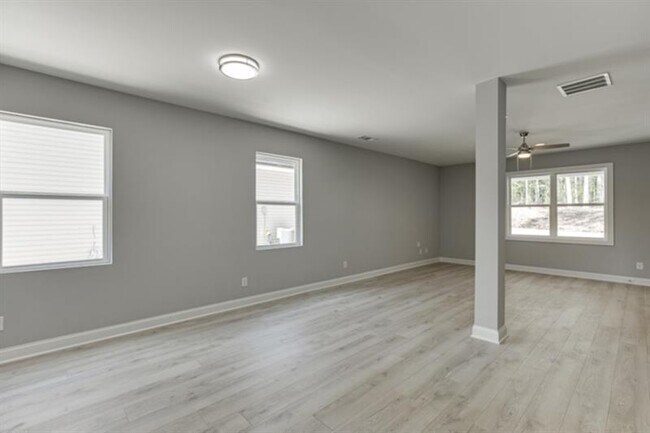 Photo - 1641 E Broad St