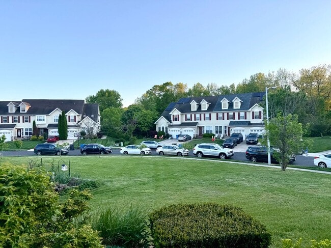 Photo - 214 Westbrook Dr