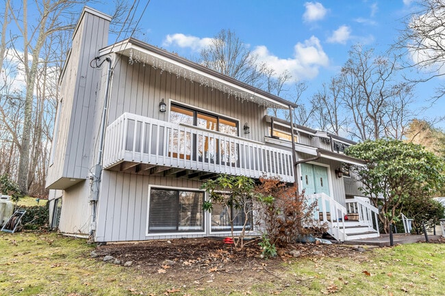 Photo - 520 Walnut Tree Hill Rd