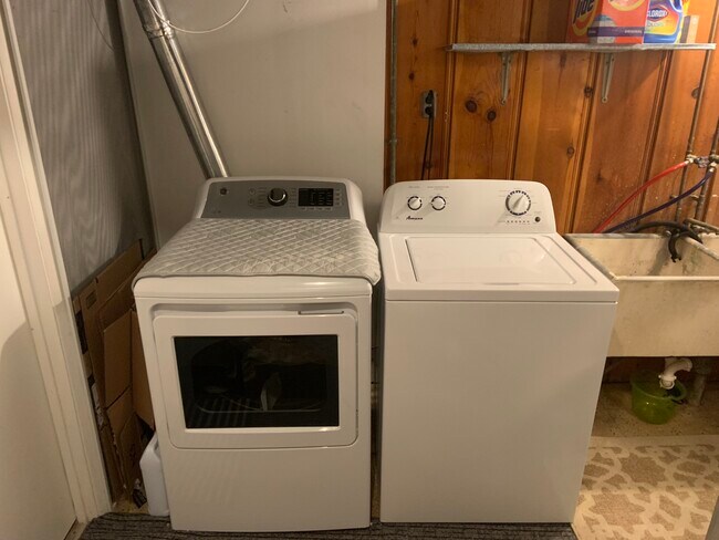 Utility room laundry facilities shared with homeowner - 1532 Putty Hill Ave