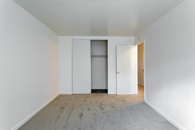 B60 (2 habitaciones, 1 baño) - 763 pies cuadrados