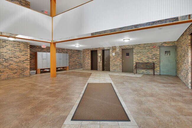 Photo - 8970 N Parkside Ave Unit 418