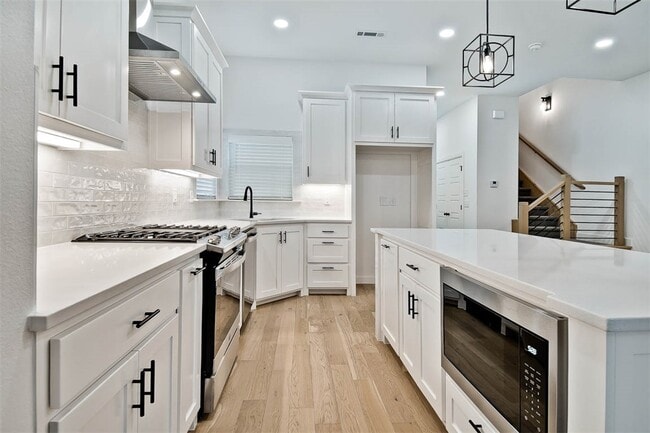 Photo - 510 W Persimmon St