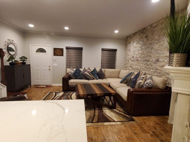 Photo - 2910 Grants Lake Blvd Unit 1602