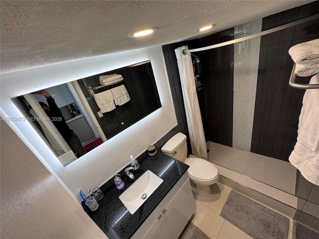 Photo - 19201 Collins Ave Unit 718