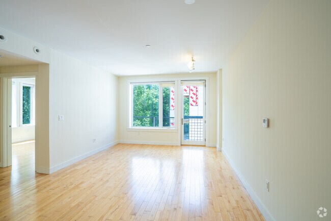 3 BR, 2 BA - Living Room - 1218SF